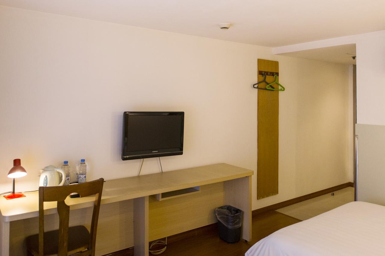 Motel Shanghai Pudong Avenue Yangpu Bridge Exterior foto
